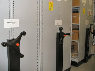 Museum standard storage system